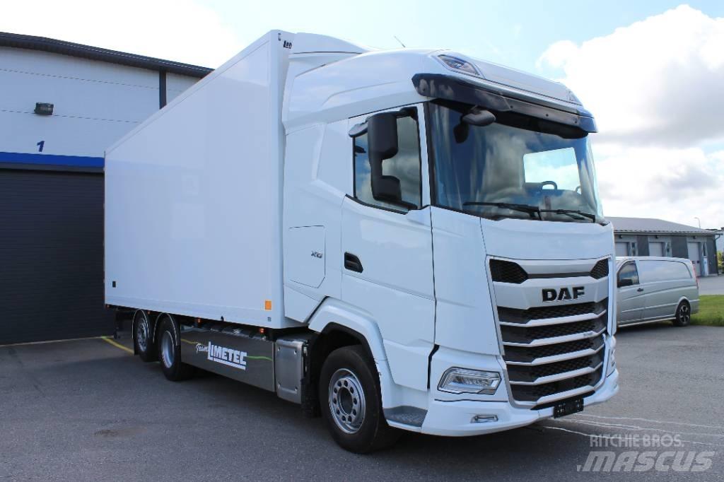 DAF XG 530 FAN Tovornjaki zabojniki