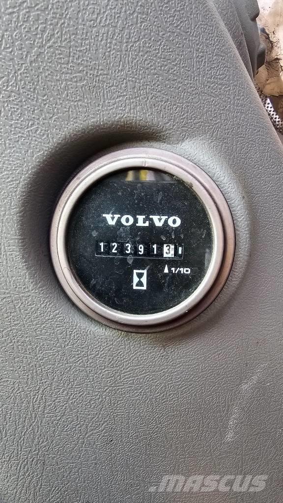 Volvo EC 300 EL Bagri goseničarji