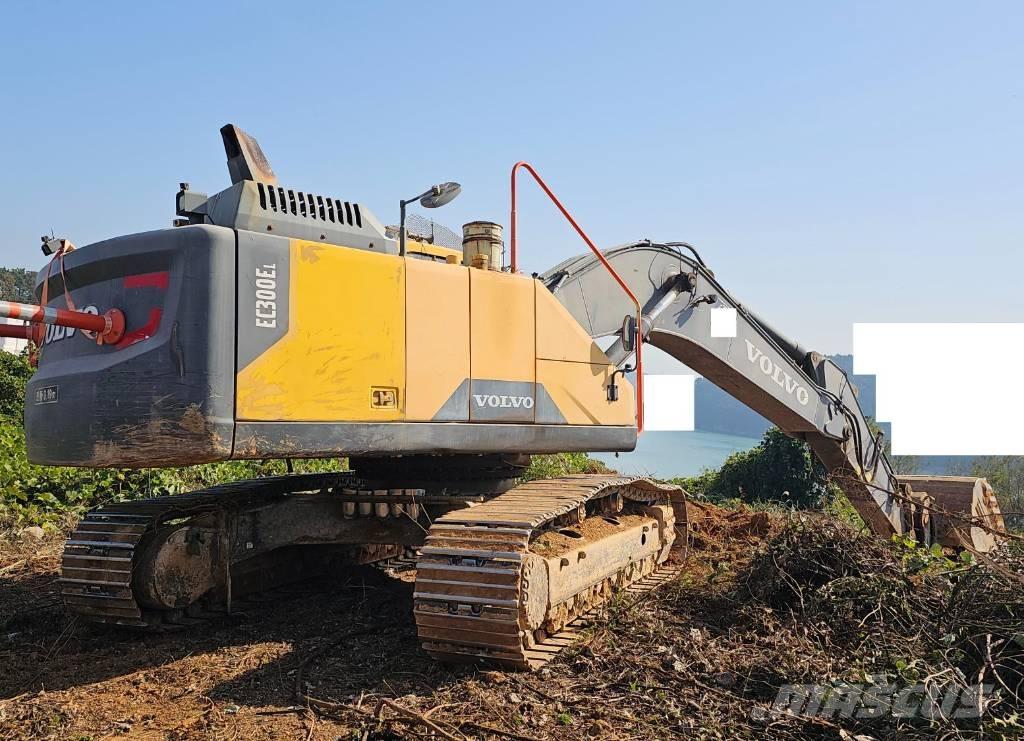 Volvo EC 300 EL Bagri goseničarji