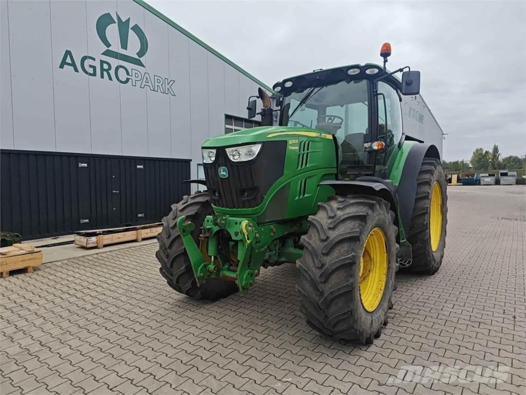 John Deere 6210R Traktorji