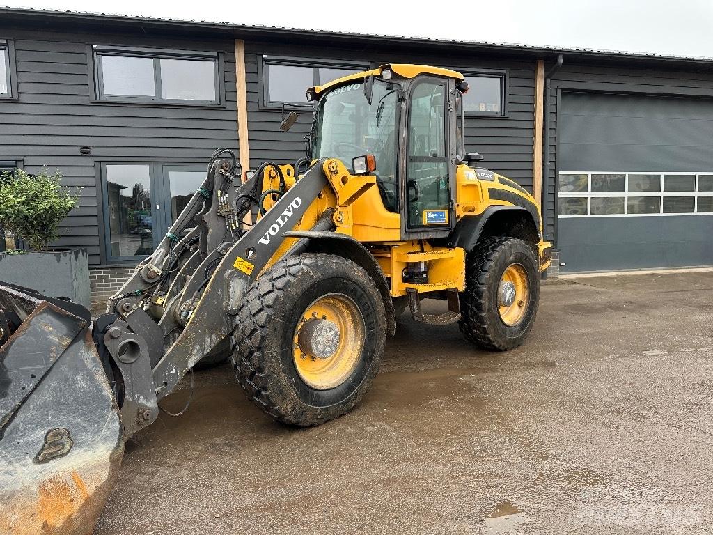 Volvo L45G Kolesni nakladalci