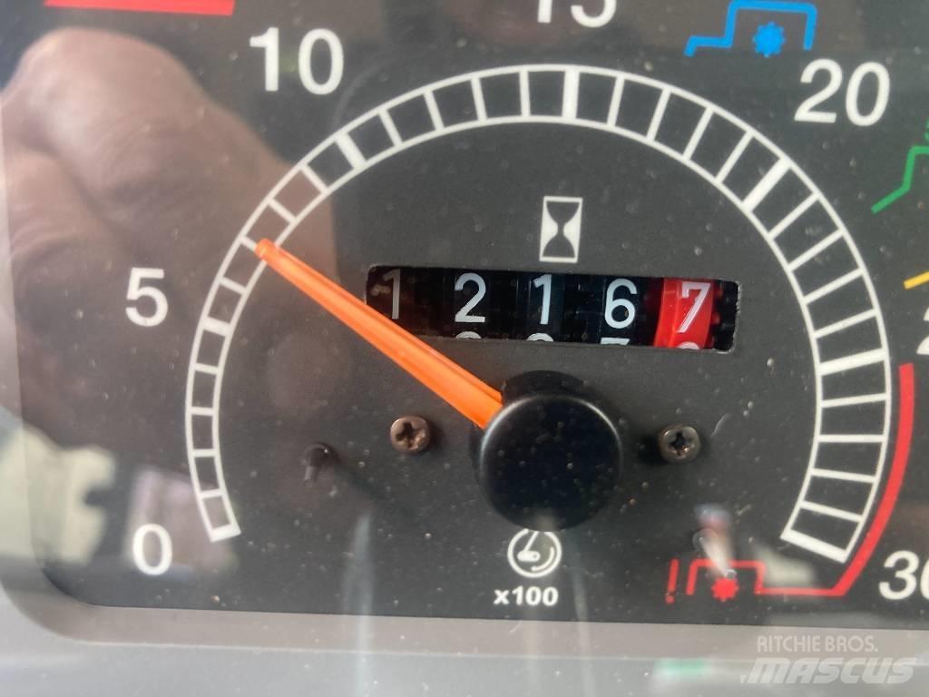 Case IH JX 80 Traktorji