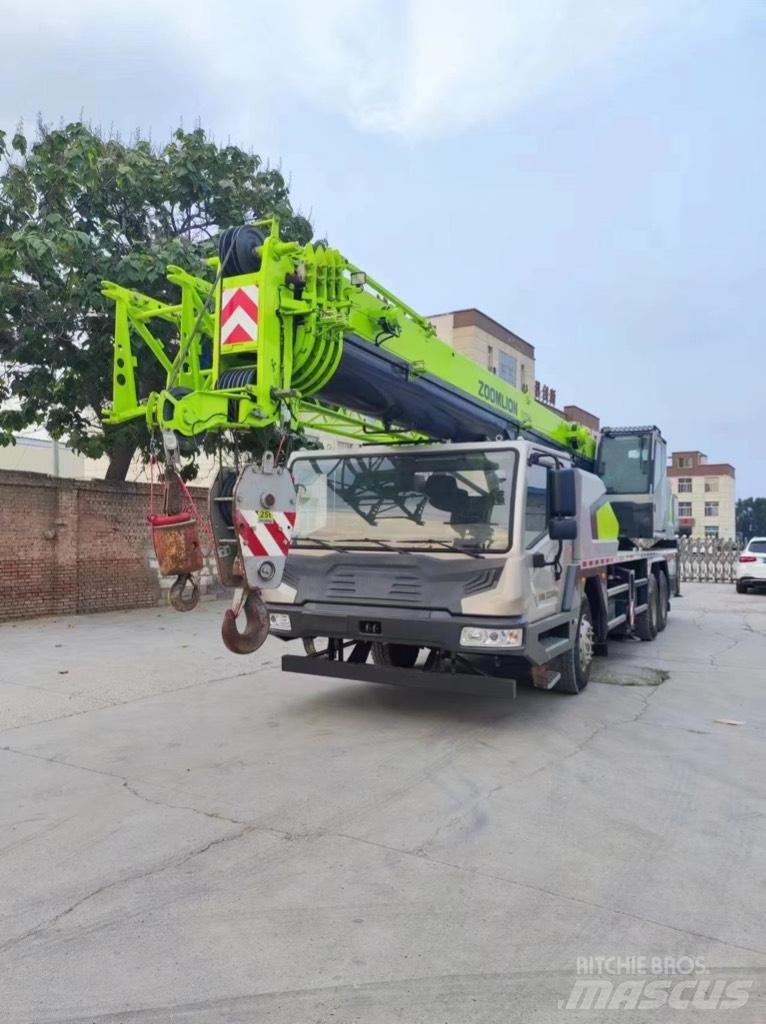 Zoomlion QY25H Rabljeni žerjavi za vsak teren