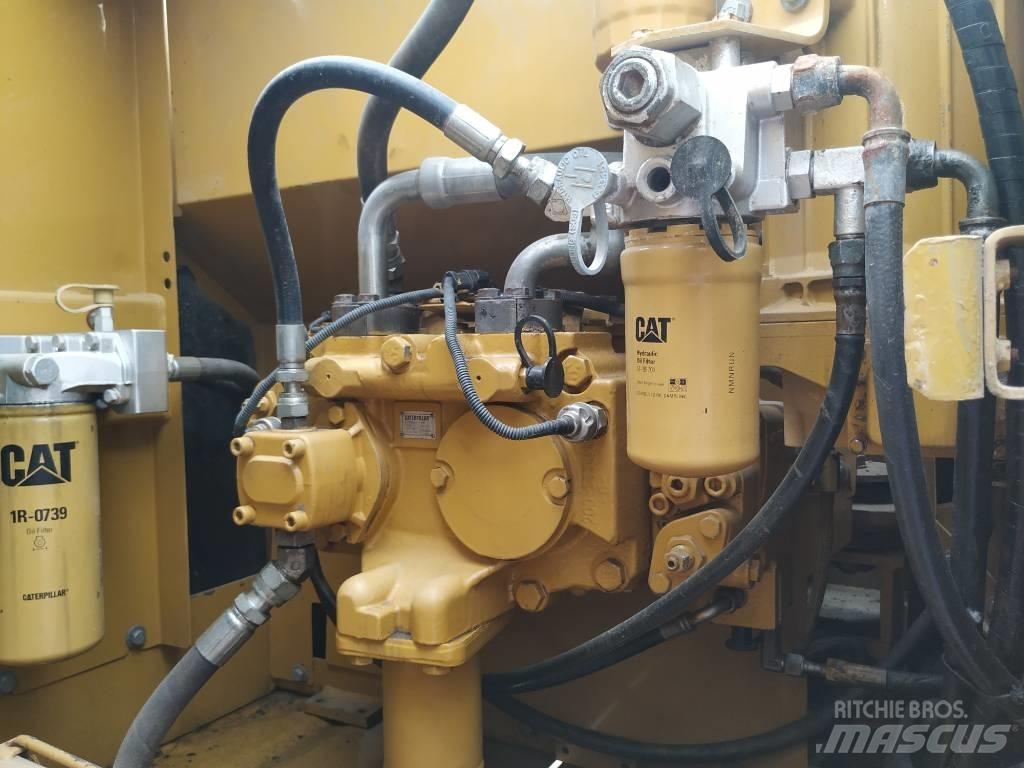 CAT 320 D Bagri goseničarji