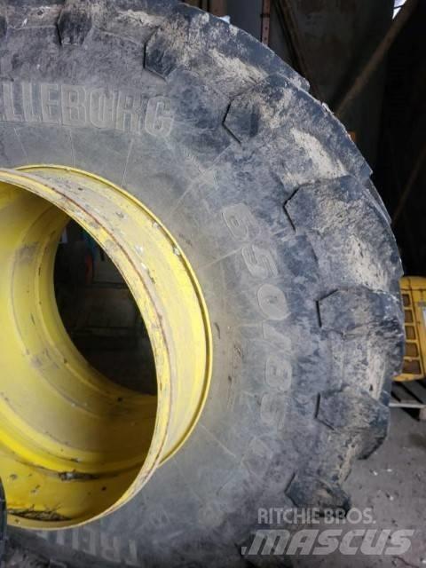 Trelleborg 650/85-38 Gume, kolesa in platišča