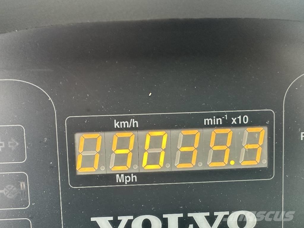 Volvo L 35 B Kolesni nakladalci