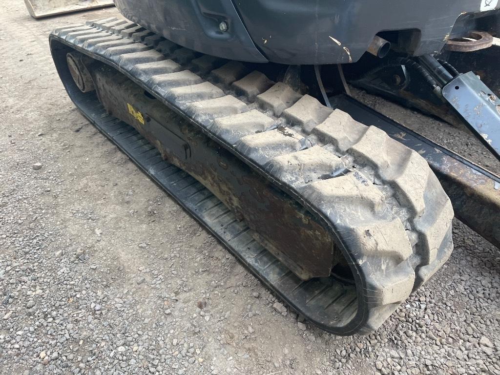 Bobcat E 26 Mini bagri <7t