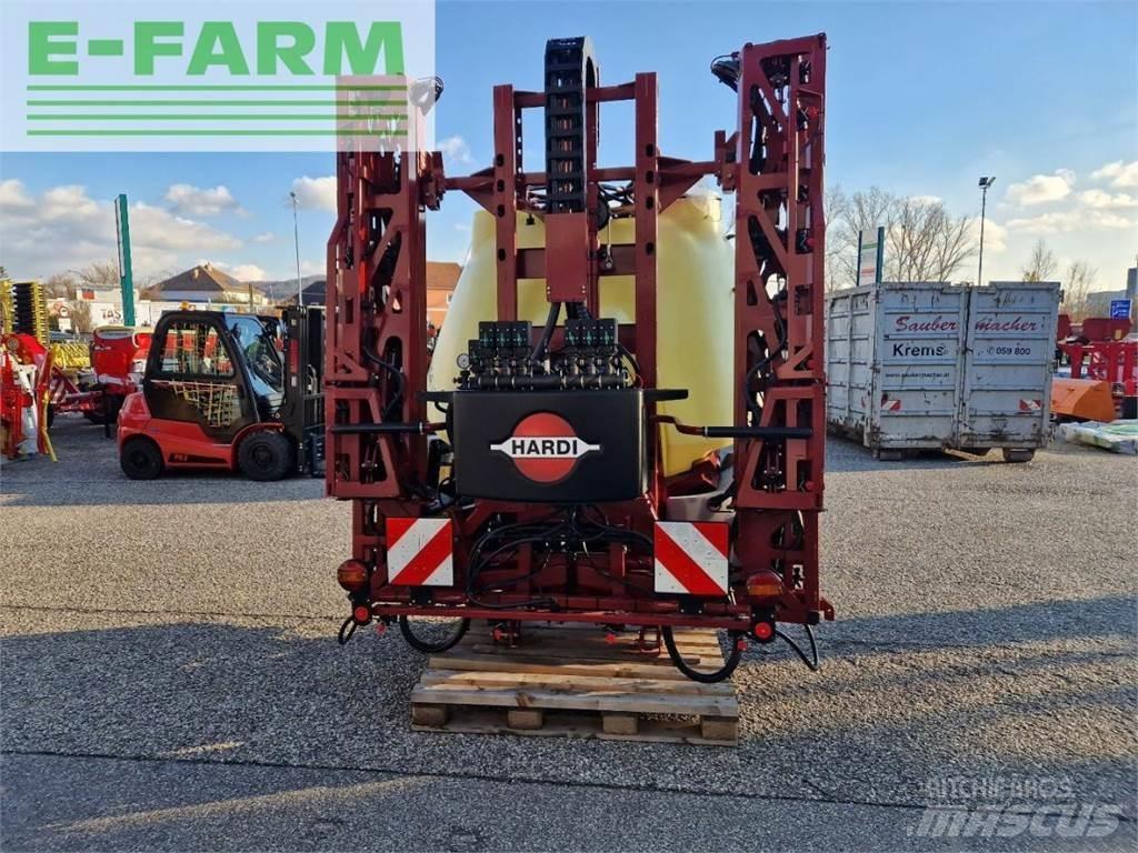 Hardi Mega 12 Vlečne škropilnice