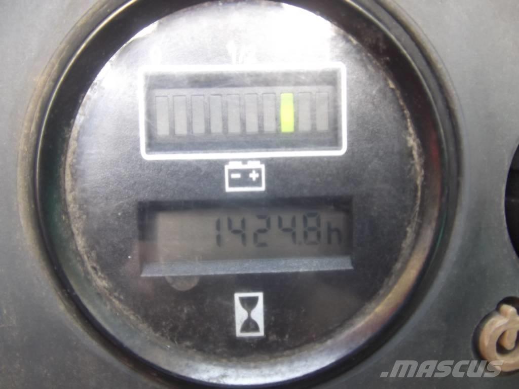Linde L 12 V-2336 Samopogonski ročni viličarji
