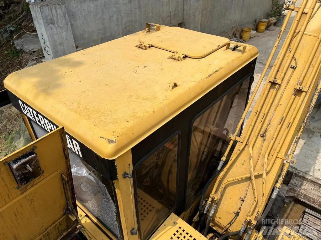 CAT 307 Bagri goseničarji