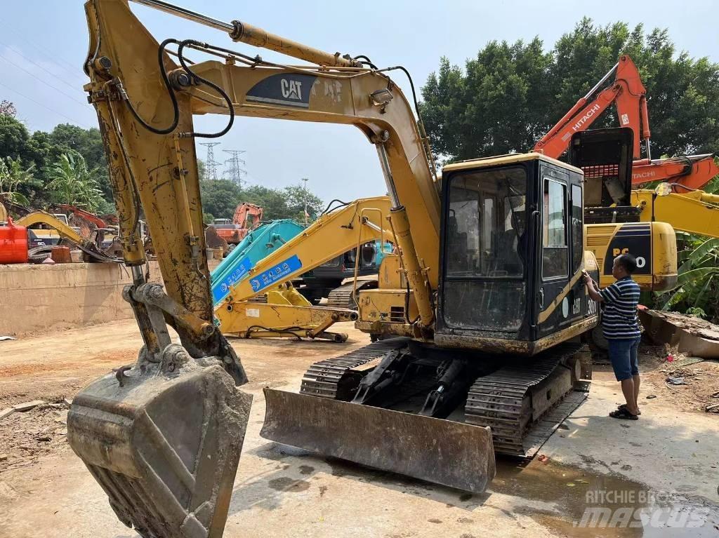 CAT 307 Bagri goseničarji