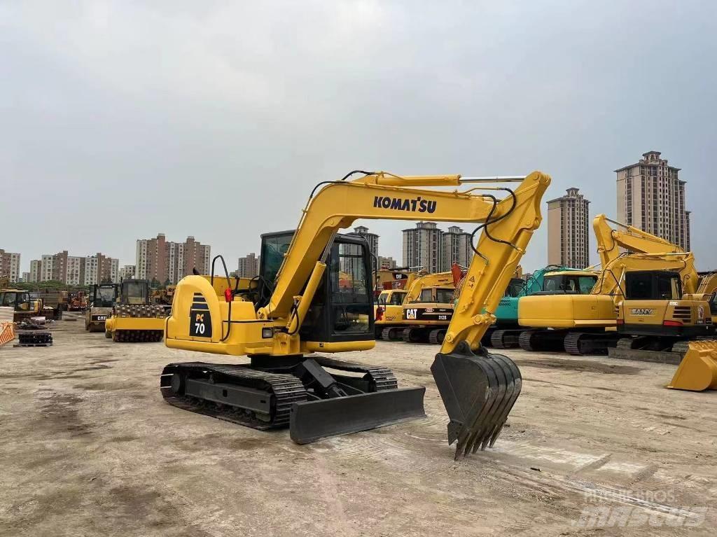 Komatsu PC70-8 Bagri goseničarji