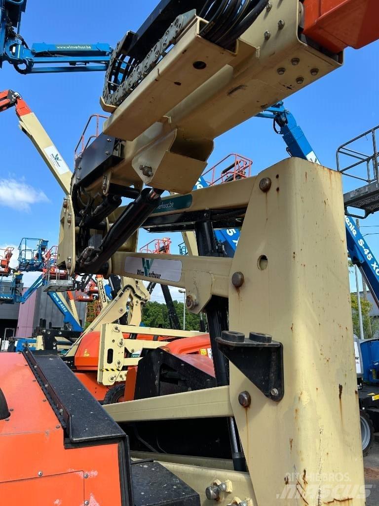 JLG 340 AJ Zglobne dvižne ploščadi