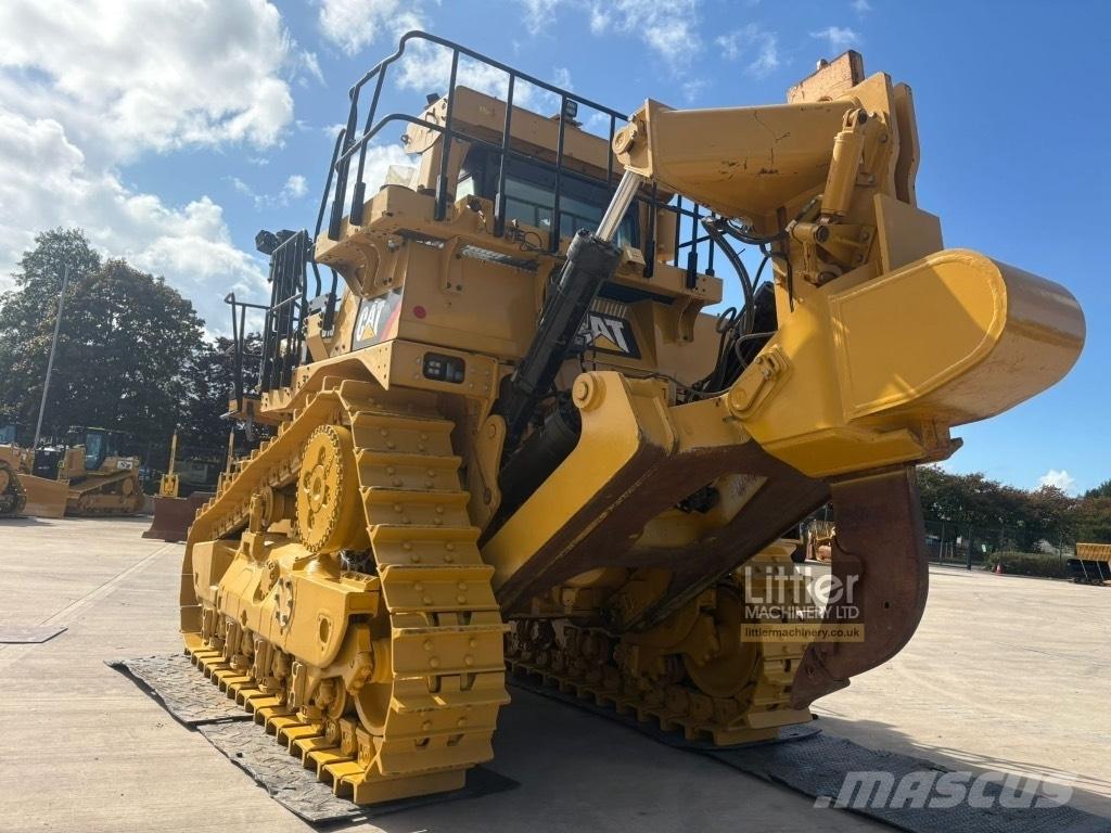 CAT D 10 T 2 Buldožerji goseničarji