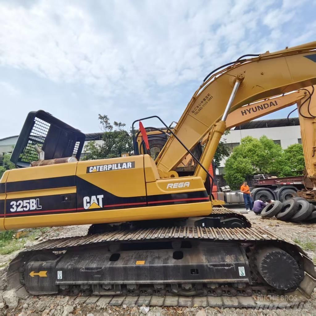 CAT 325 B L Bagri goseničarji