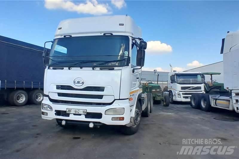 UD QUESTER GWE440 Drugi tovornjaki