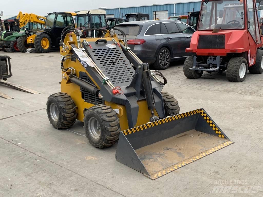 KingKong XG360 Skid steer mini nakladalci