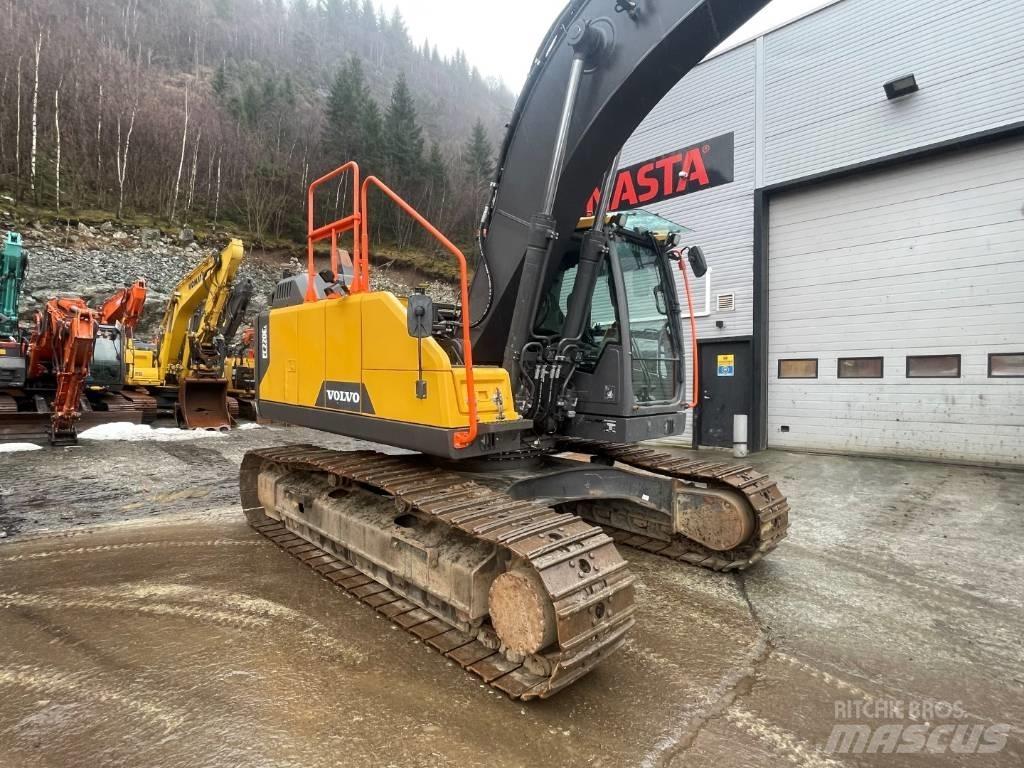 Volvo EC 220 EL Bagri goseničarji