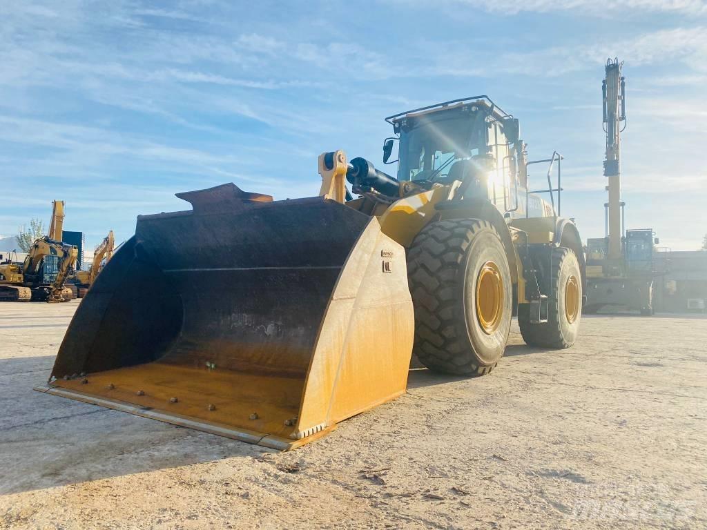 CAT 972mxe Kolesni nakladalci