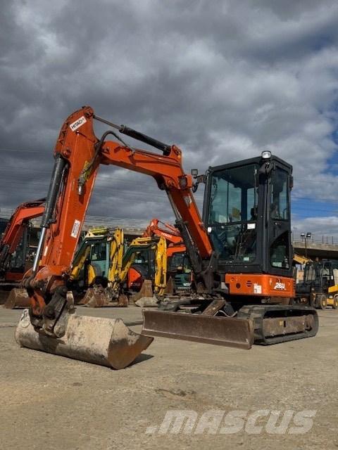 Hitachi ZX 26 U-6 CR Mini bagri <7t