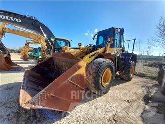 Komatsu WA 380-6 Kolesni nakladalci