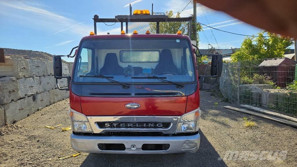 Sterling FE 85 D Tovornjaki s kesonom/platojem