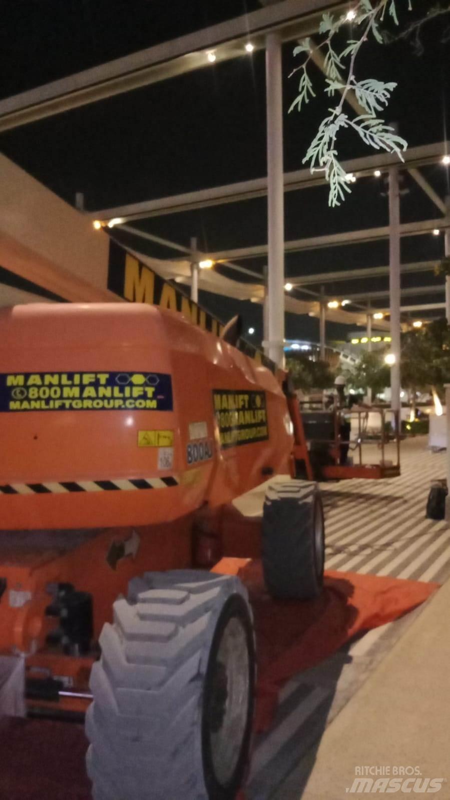 JLG 800AJ Zglobne dvižne ploščadi