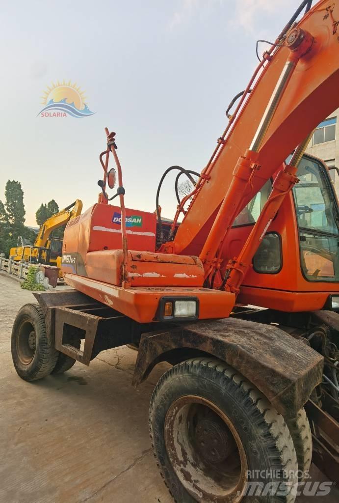 Doosan 150 W-7 Bagri na kolesih