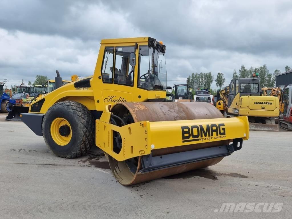 Bomag BW 213 D H-4 Enojni valjarji