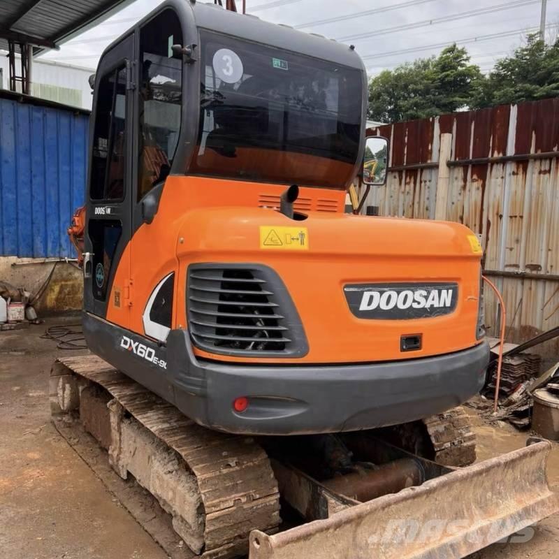Doosan 60-9c Bagri goseničarji
