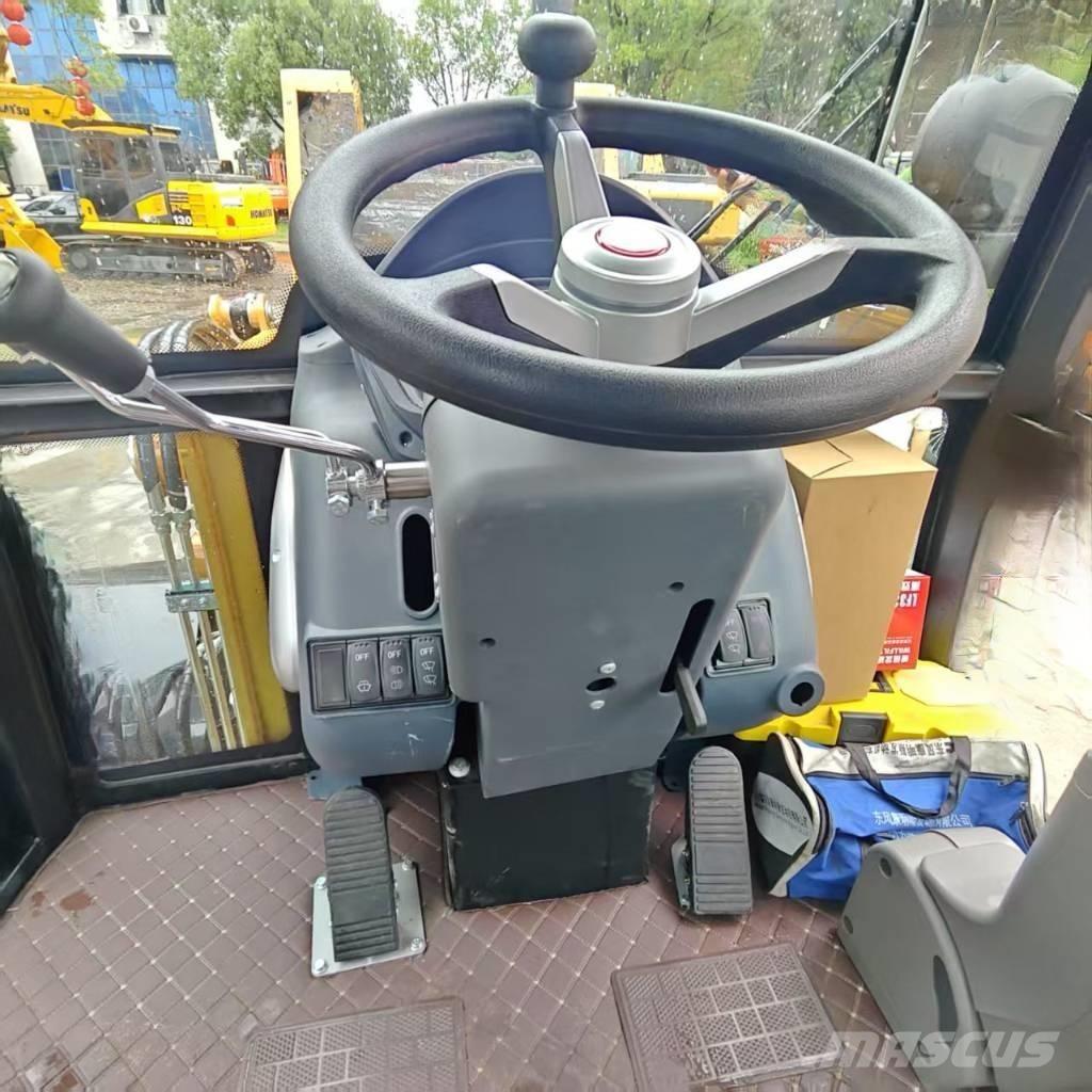 CAT 305.5 E Mini bagri <7t