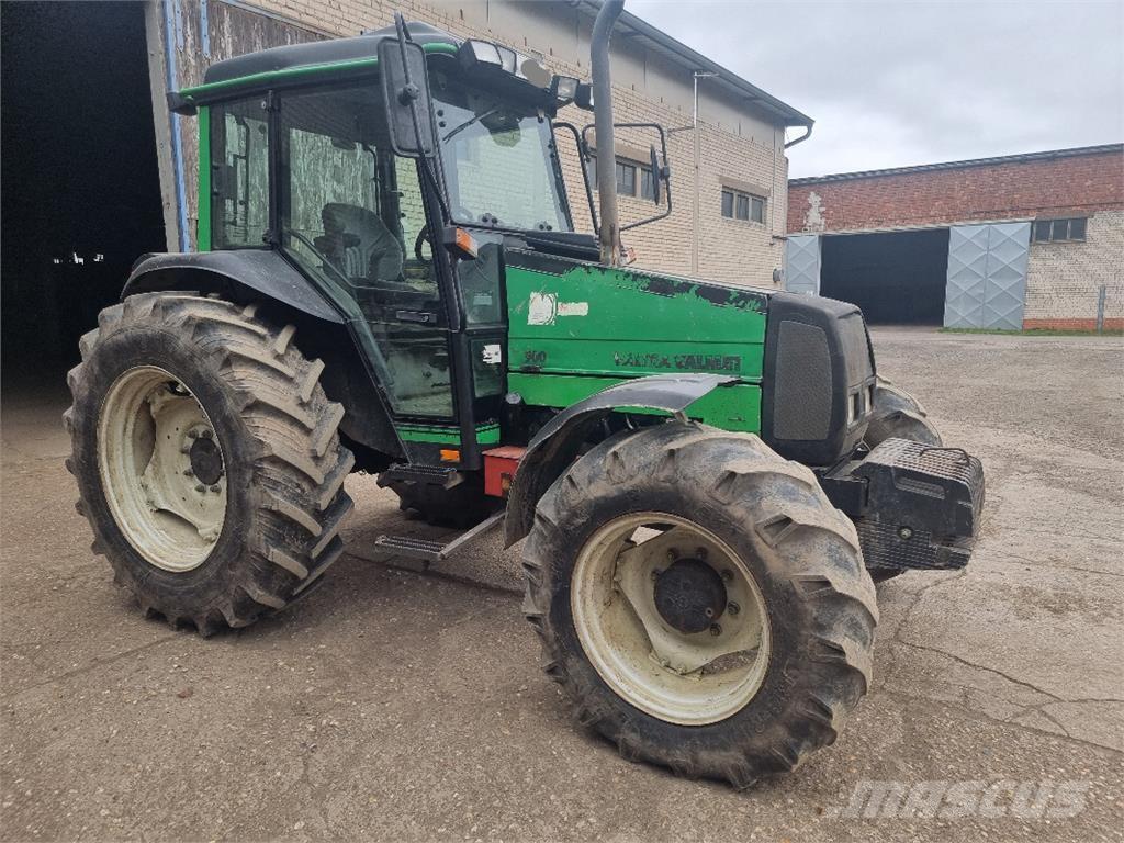Valtra Valmet 900 Traktorji