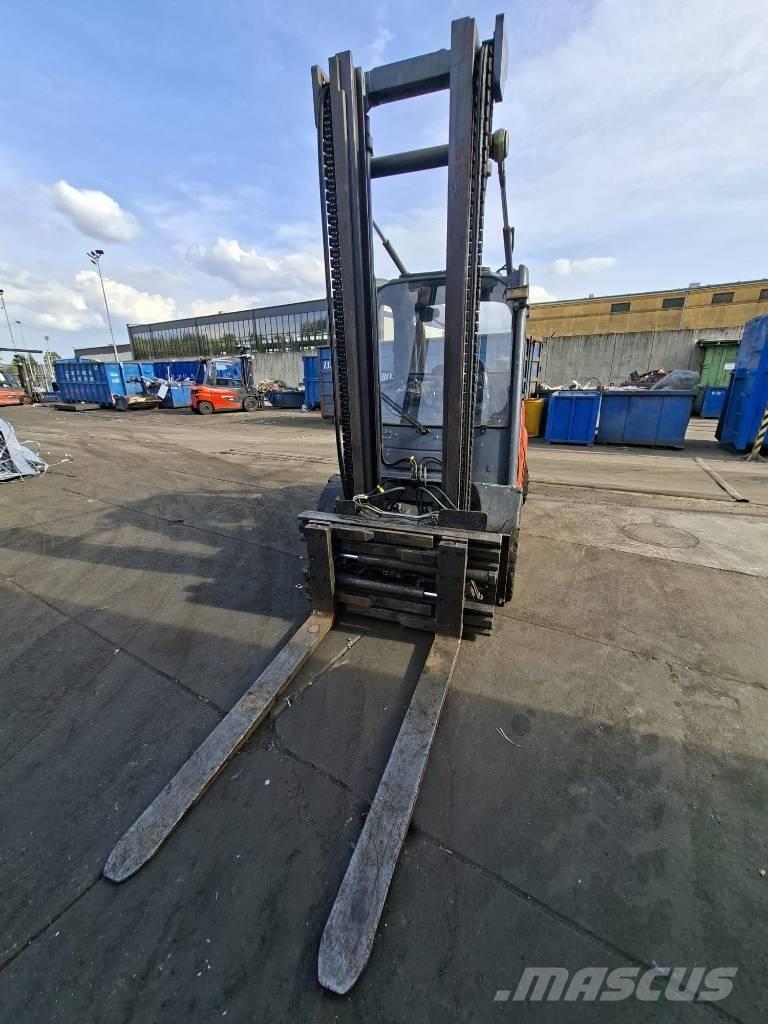 Linde H40D-02 Dizelski viličarji