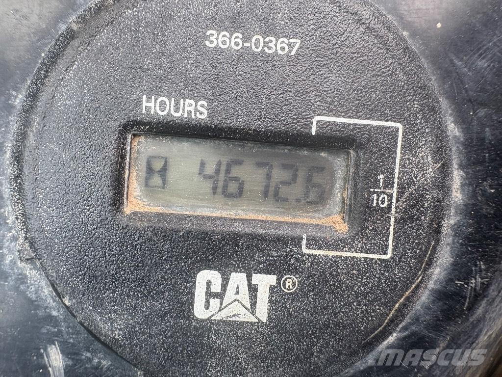 CAT 315 Bagri goseničarji