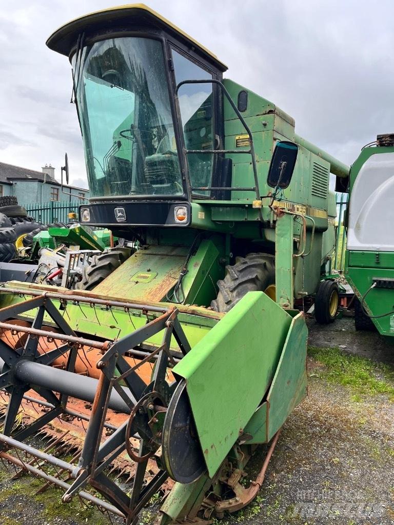 John Deere 1055 Kombajni