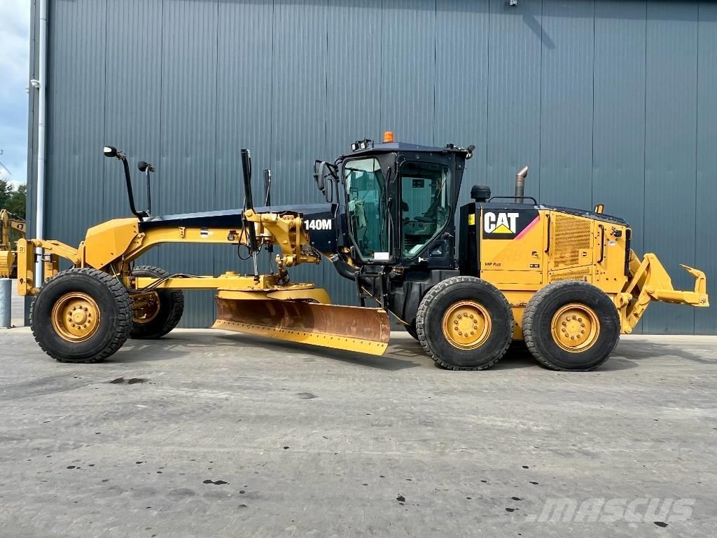 CAT 140M Grederji