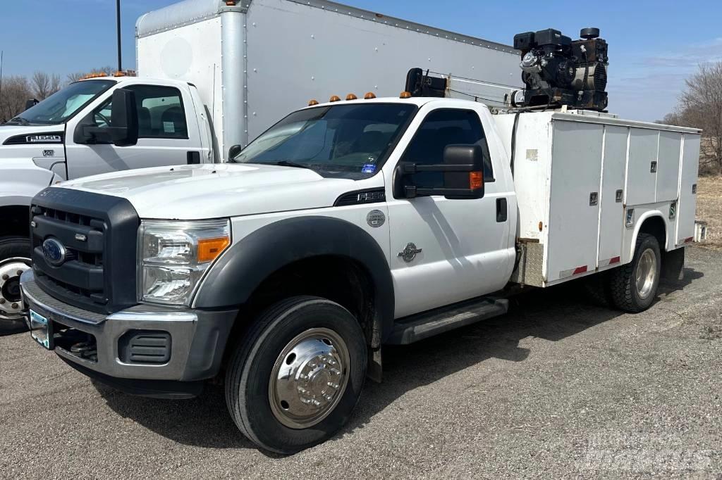 Ford F 550 XL SD Dvigala na gosenicah