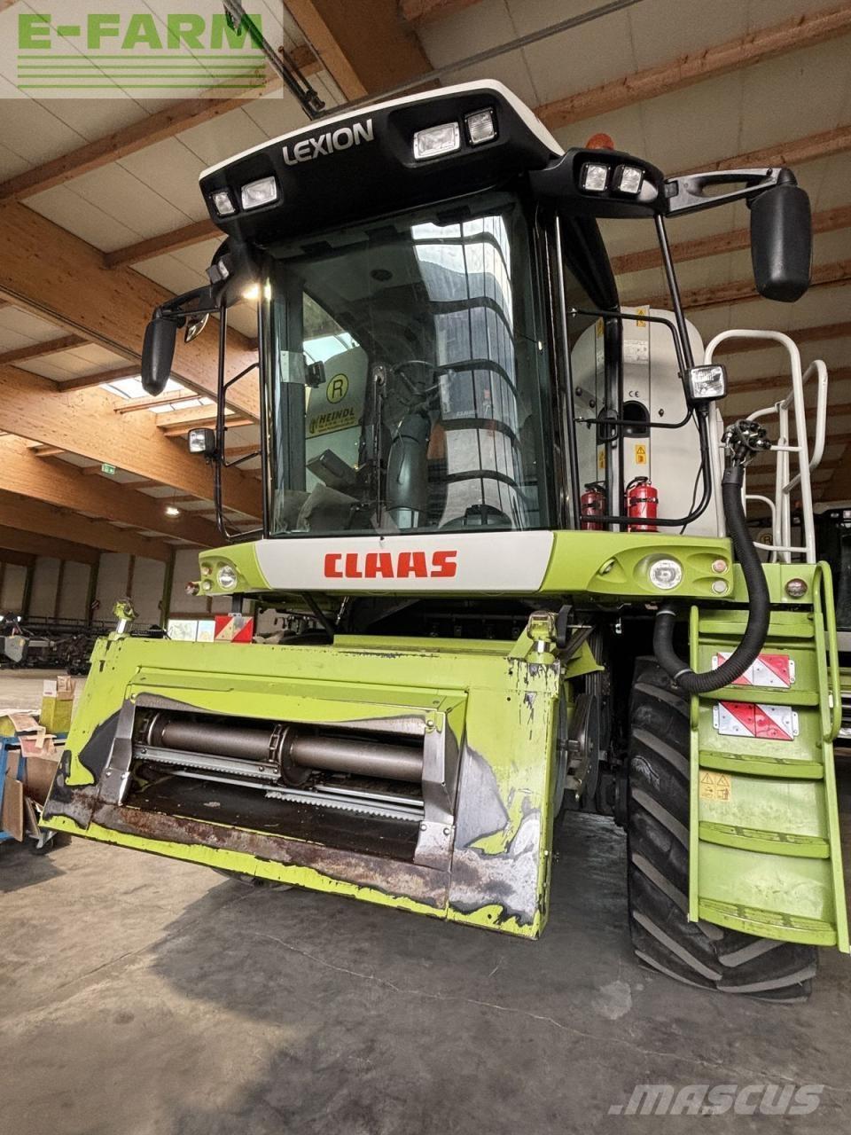 CLAAS lexion 520 Kombajni