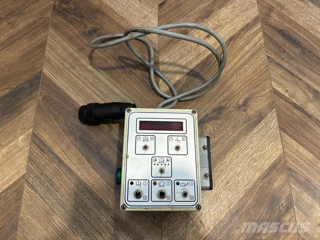  Salt spreader Trosilci peska in soli