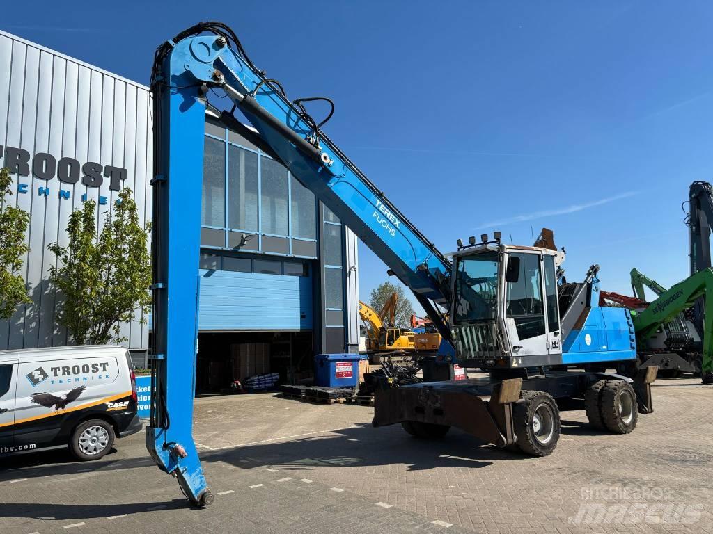 Fuchs MHL 335 Bagri za prekladanje primarnih/sekundarnih surovin