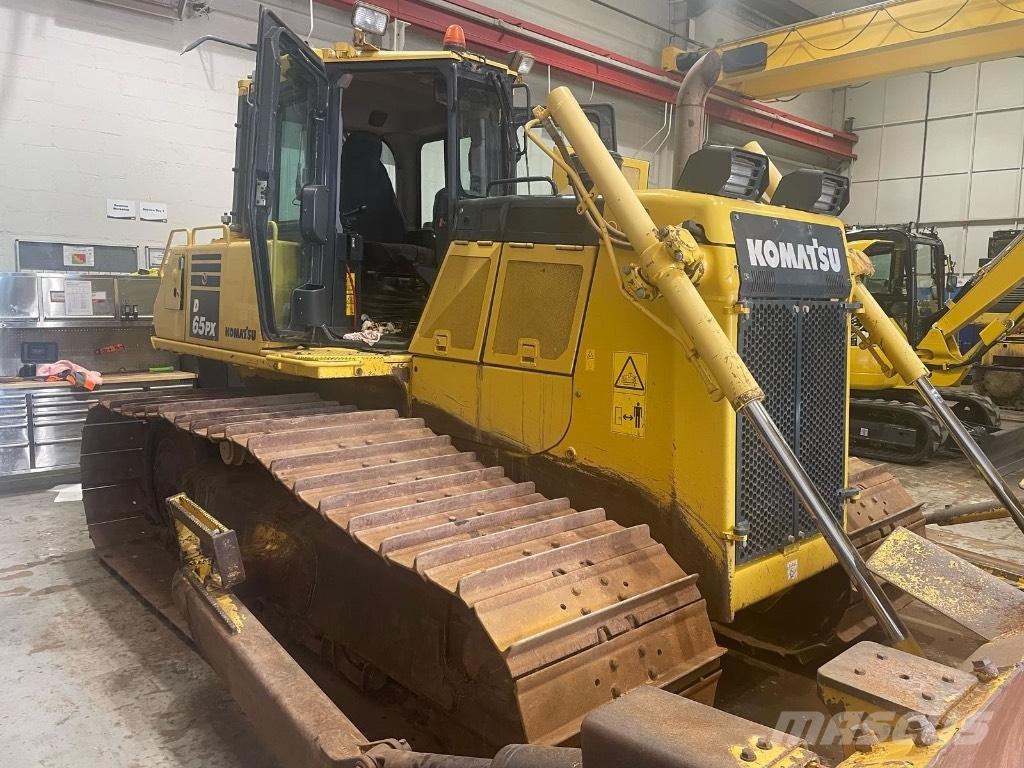 Komatsu D 65 PX-18 Buldožerji goseničarji