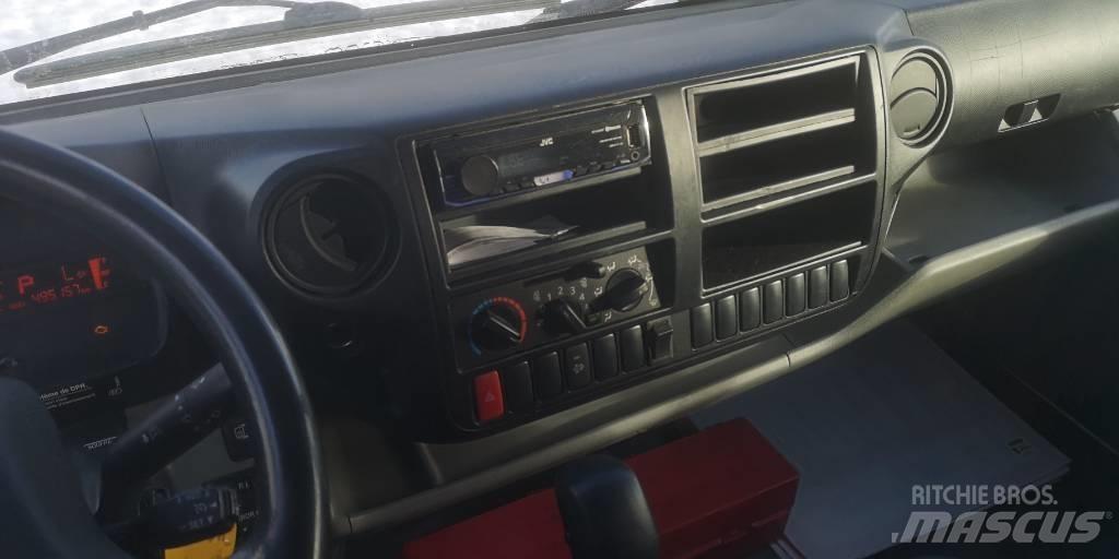 Hino 195 Dostavna vozila / kombiji