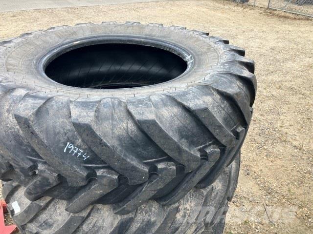  - - - 440/80R28 Gume, kolesa in platišča