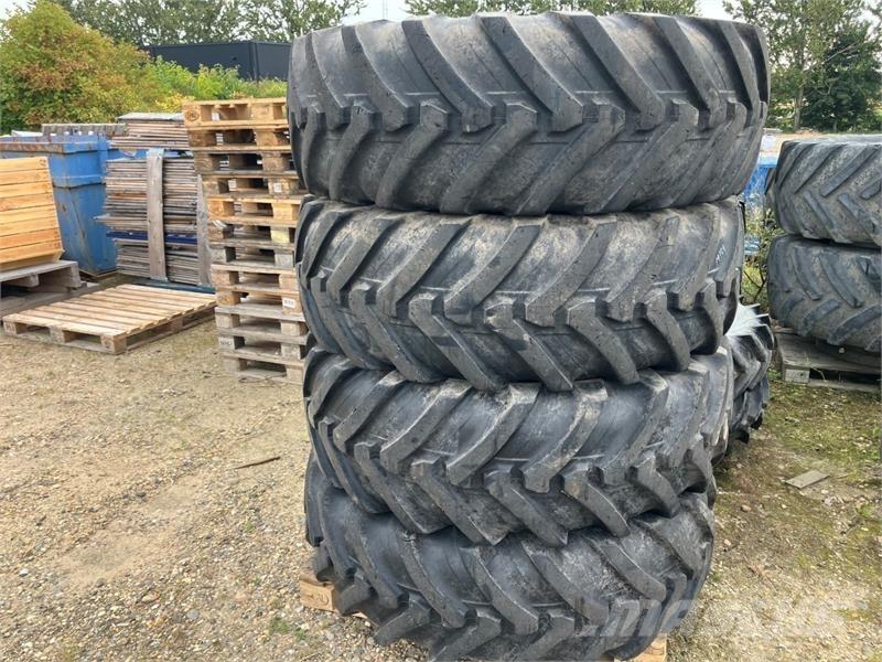  - - - 440/80R28 Gume, kolesa in platišča
