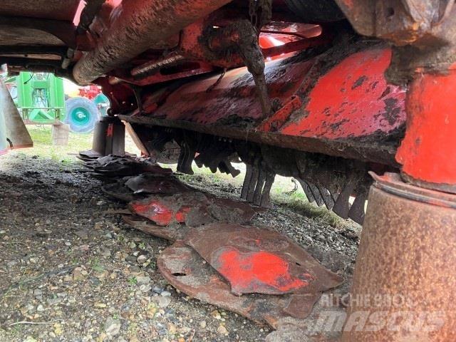 Kuhn FC3125DF Zgrabljalniki
