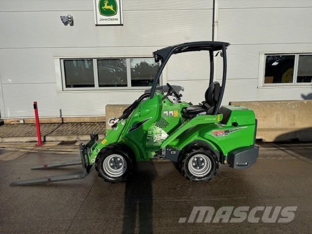 Avant 528 Teleskopski viličarji