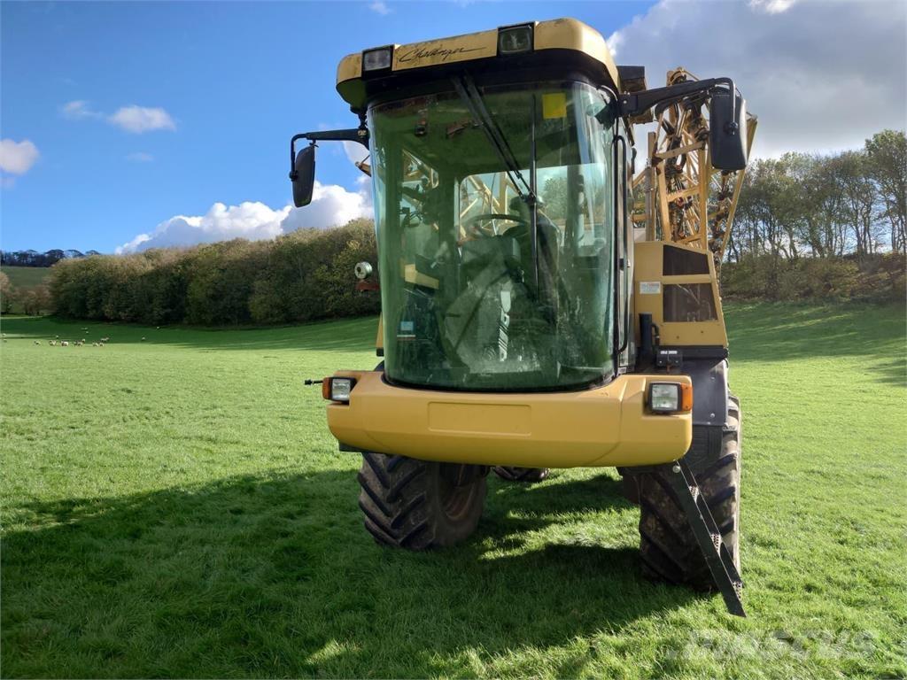 Challenger RG418 Samohodne škropilnice