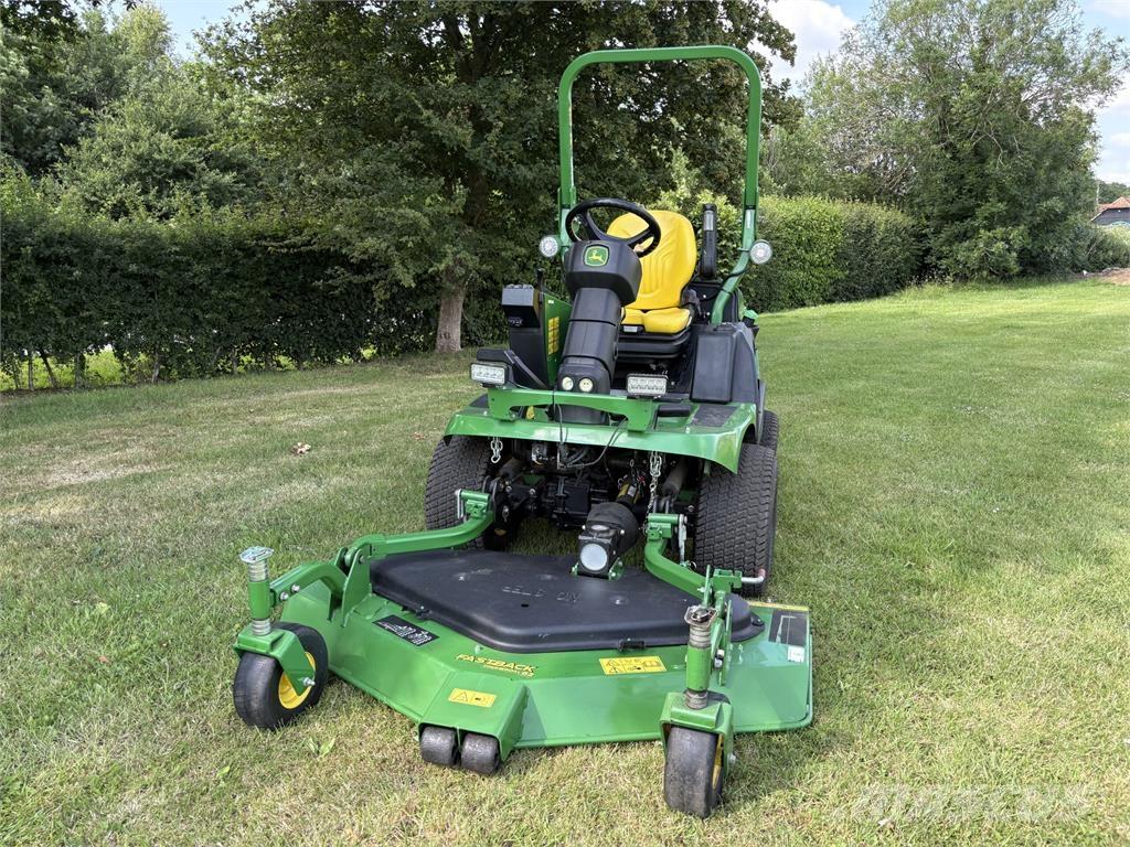 John Deere 1570 Vrtni traktor kosilnice