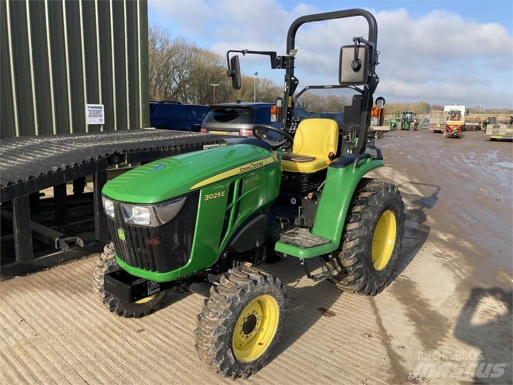 John Deere 3025E Manjši traktorji