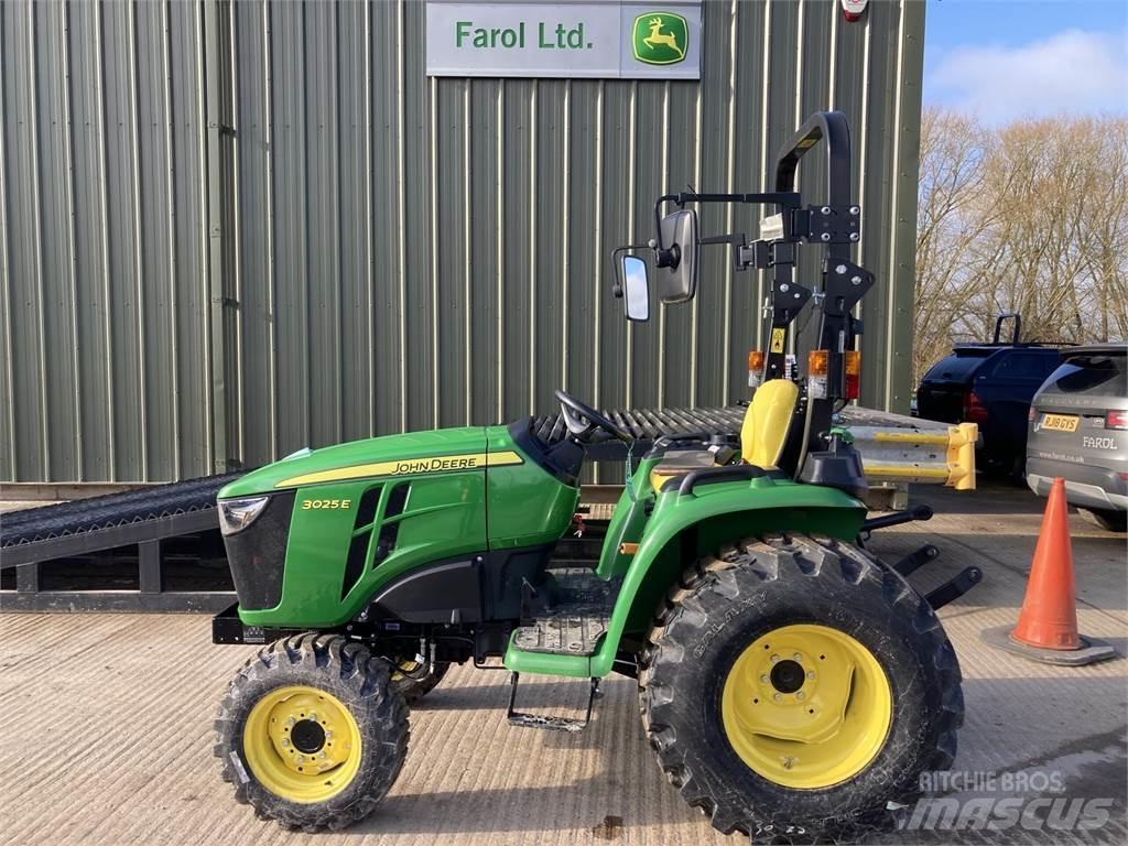 John Deere 3025E Manjši traktorji